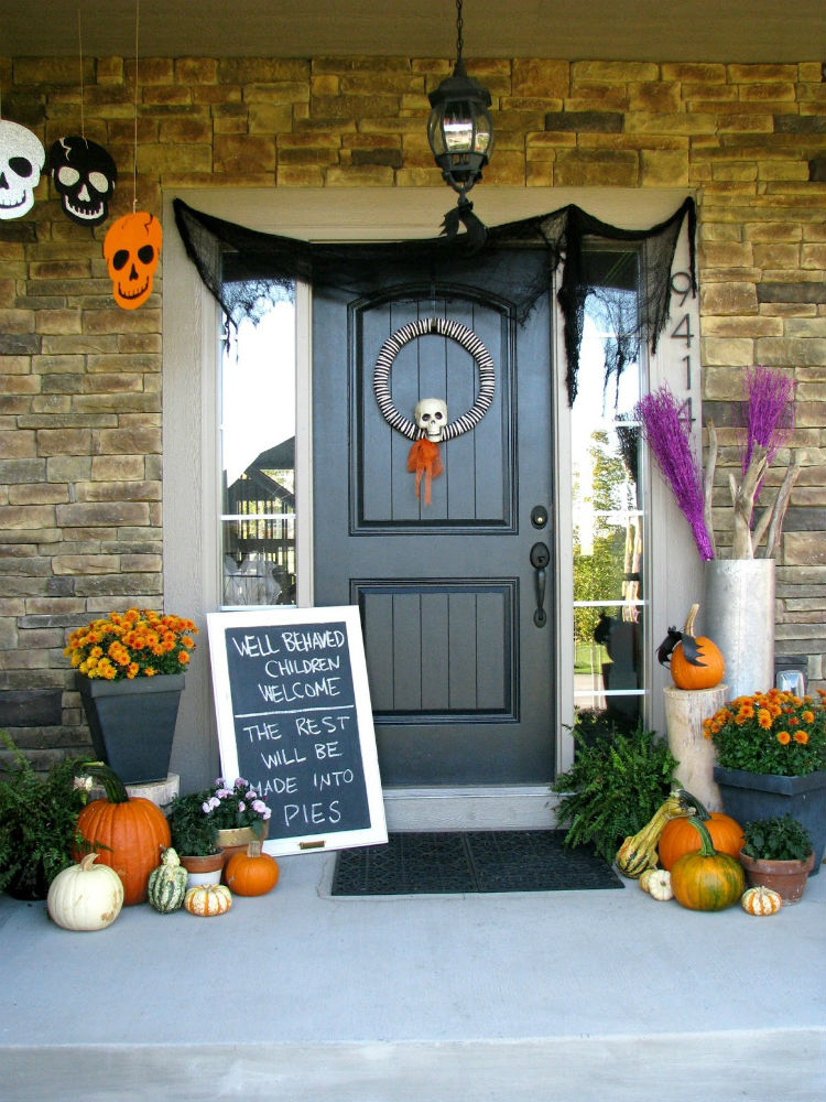 Halloween Decorations for Your Apartment