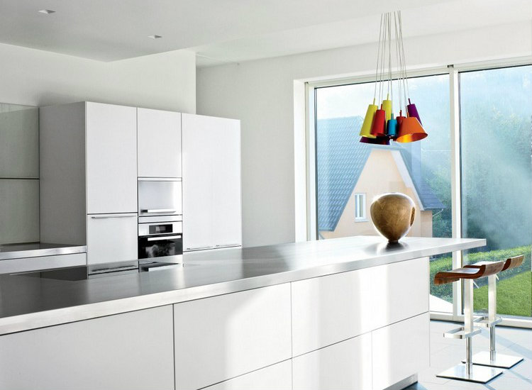 White and clean kitchen environment home inspiration ideas